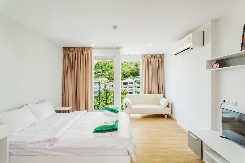 Condo In Kata In Ozone A604 - Oda