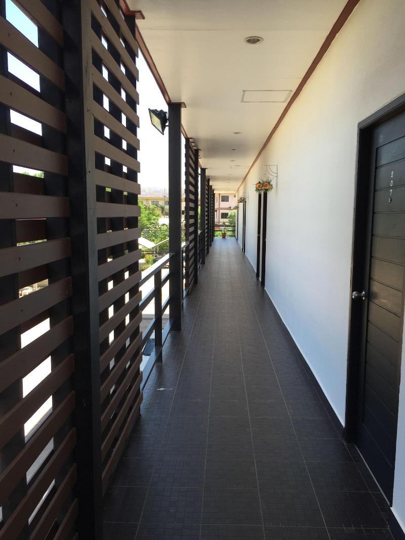 Sabaidee Hotel - Teras