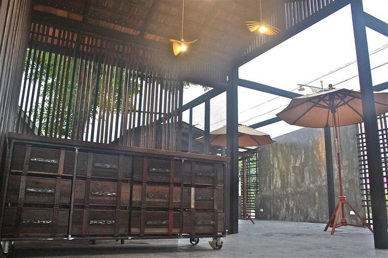 Niwas Ayutthaya - Genel