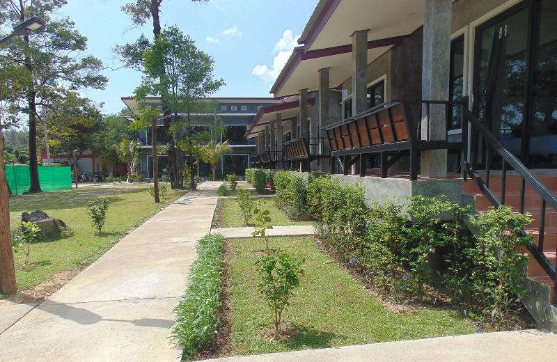 Lanta Amara Resort - Genel