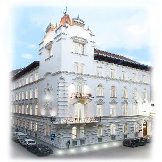 Ikonik Parlament otel fotoğrafı