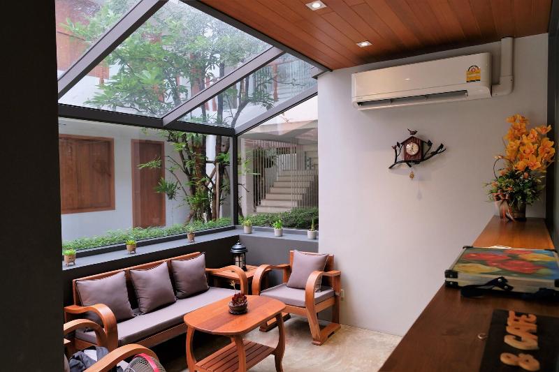 Vali Villa Bangkok - Lobi