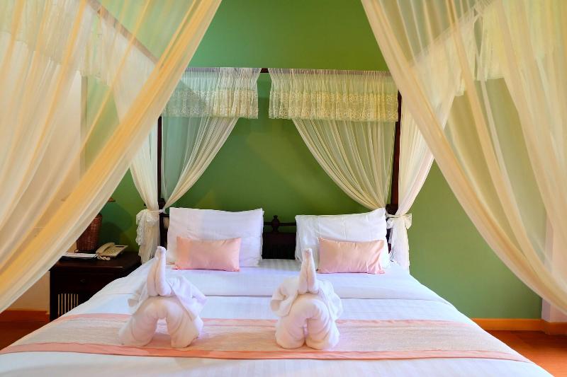 P Paradise Hotel - Oda