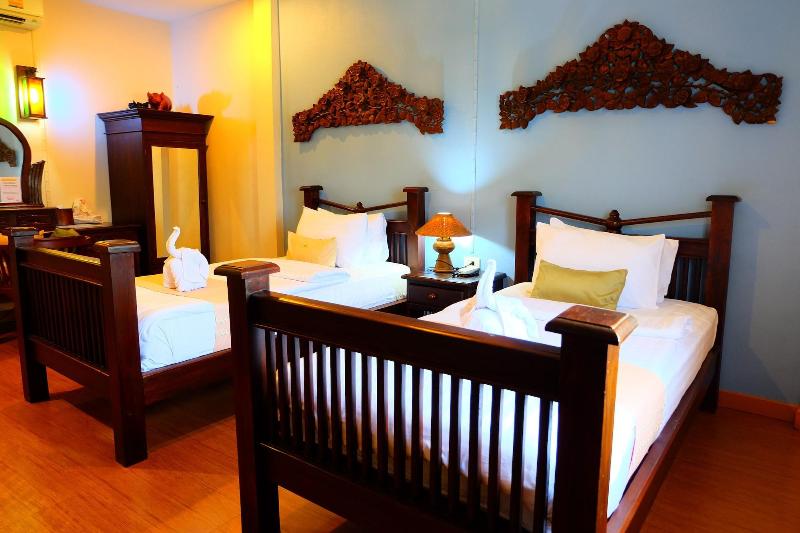 P Paradise Hotel - Oda