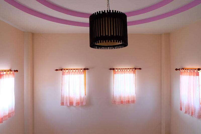P Paradise Hotel - Oda