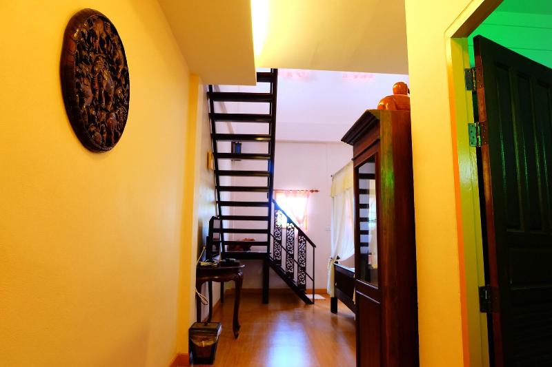P Paradise Hotel - Oda