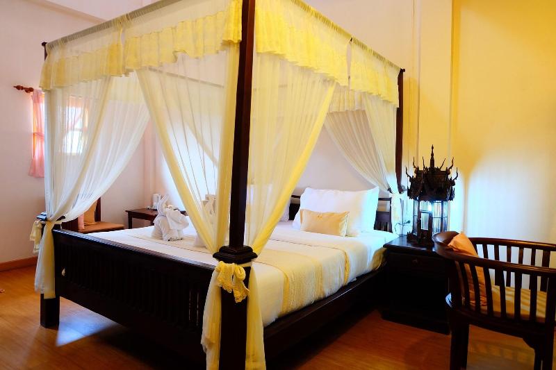 P Paradise Hotel - Oda