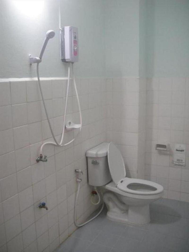 Pakchong Phubade Hotel - Oda