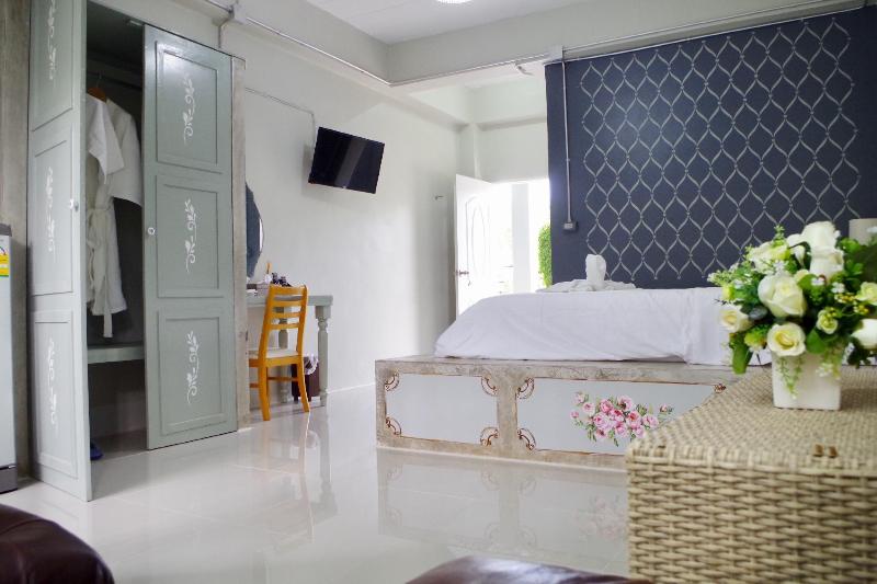 Phuket Nonnita Boutique Resort - Oda