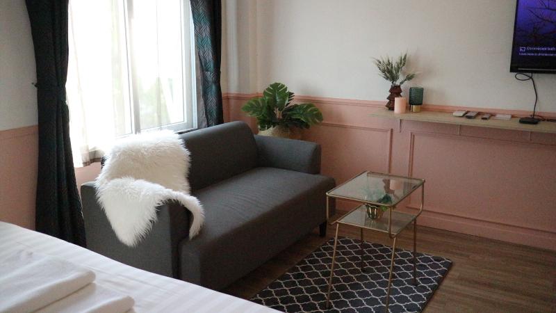 Isara Boutique Hotel and Cafe by ZUZU - Oda