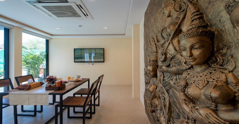 Peace Blue Naiharn Naturist Resort SHA+ - Restoran