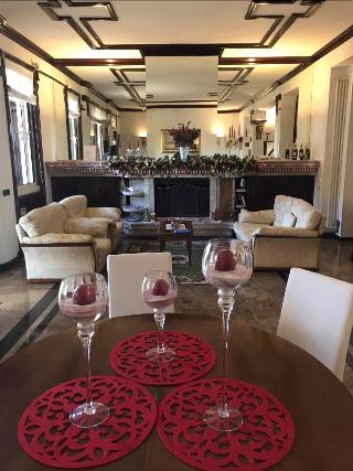 La Maison Royale fotoÄŸrafÄ±