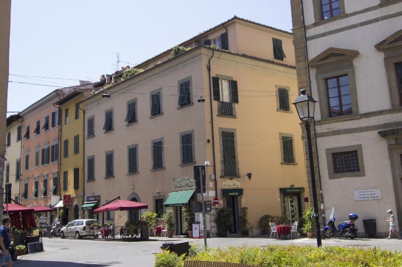 7 Rooms - Genel