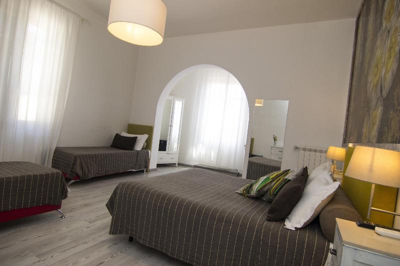 7 Rooms - Oda
