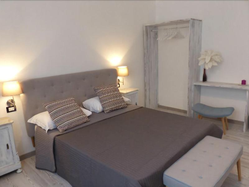 7 Rooms - Oda