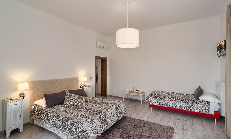 7 Rooms - Oda