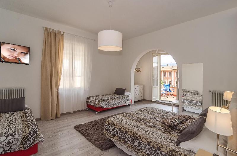 7 Rooms - Oda