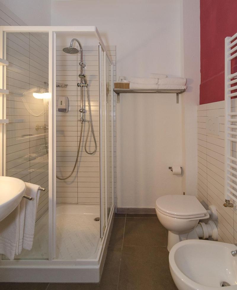 7 Rooms - Oda