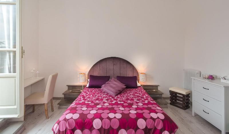 7 Rooms - Oda
