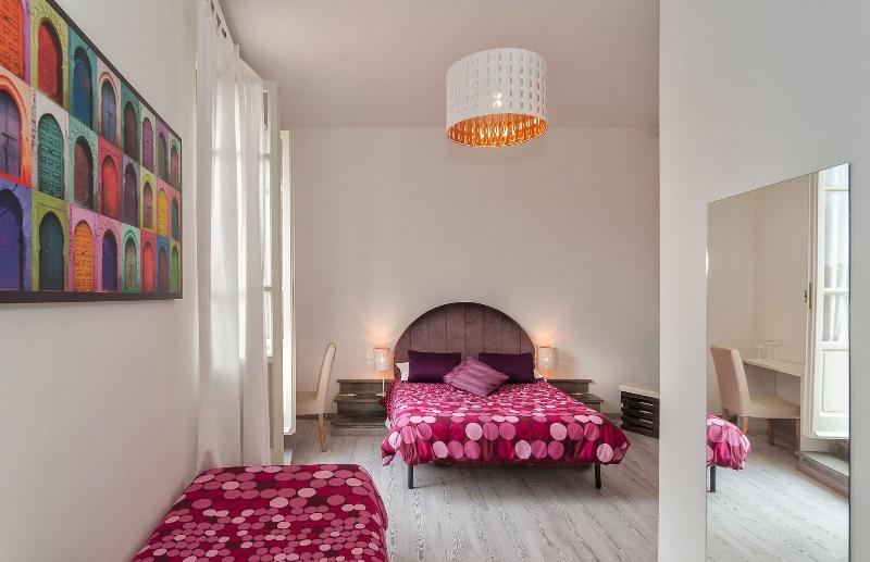 7 Rooms - Oda