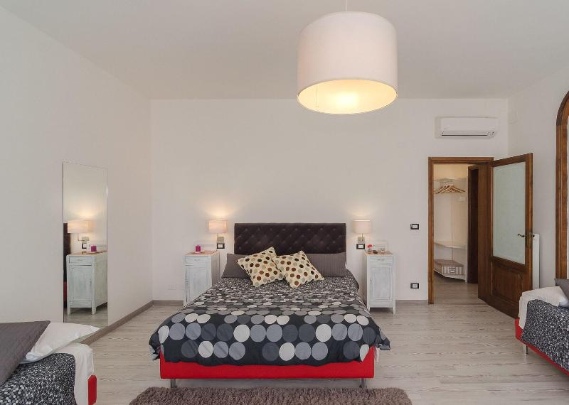 7 Rooms - Oda