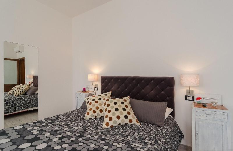 7 Rooms - Oda