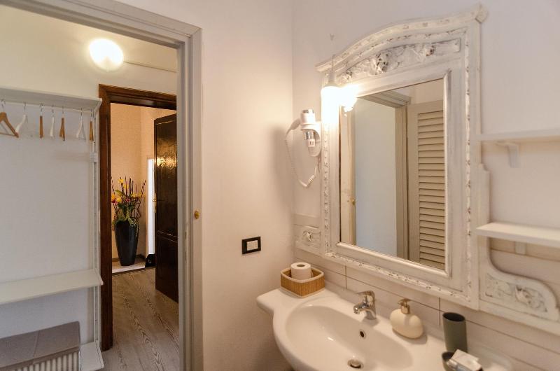 7 Rooms - Oda