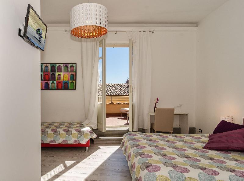 7 Rooms - Oda