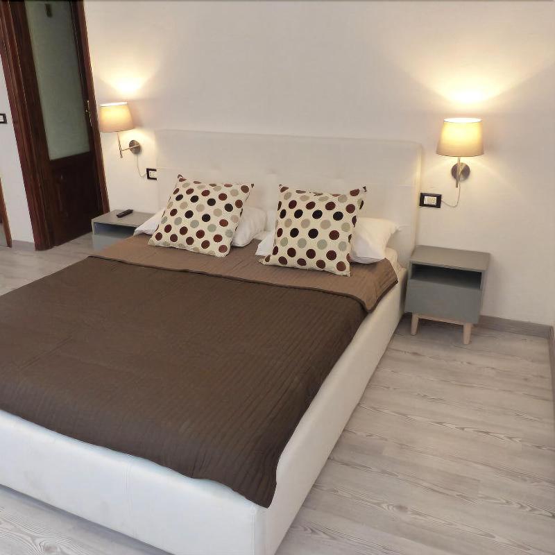 7 Rooms - Oda