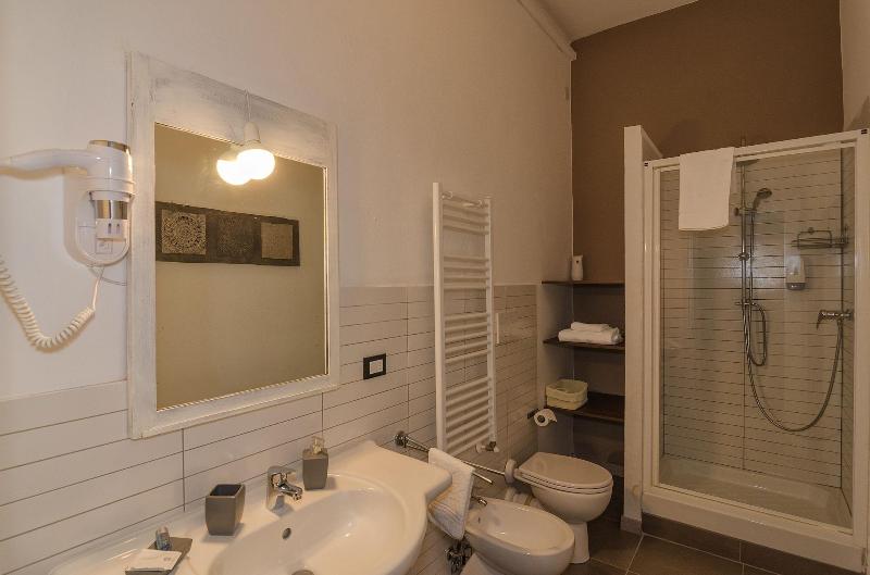 7 Rooms - Oda