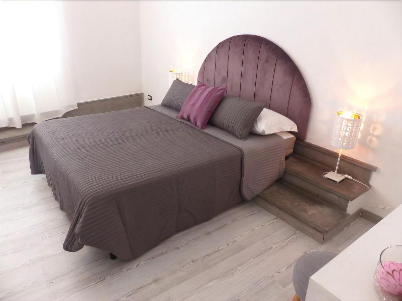 7 Rooms - Oda