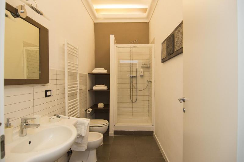 7 Rooms - Oda