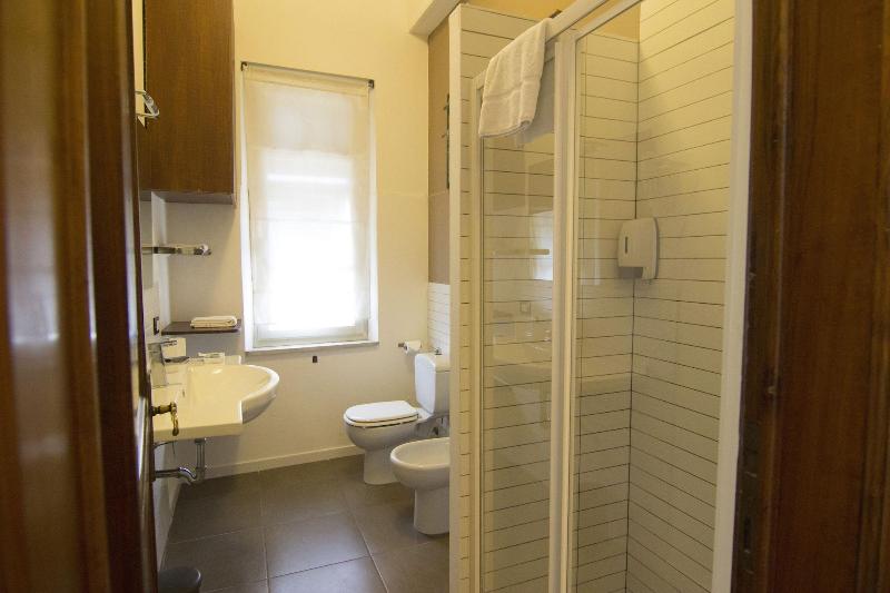 7 Rooms - Oda