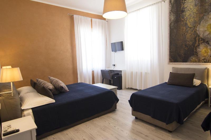 7 Rooms - Oda