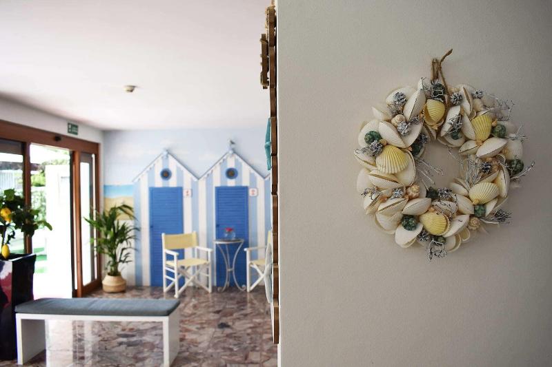 Hotel Annalisa B B And Beach - Lobi