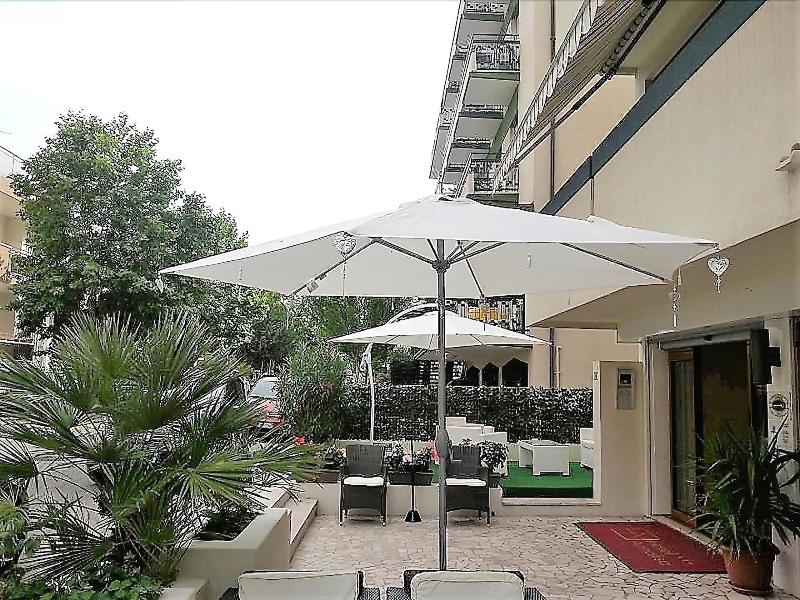 Hotel Annalisa B B And Beach - Genel