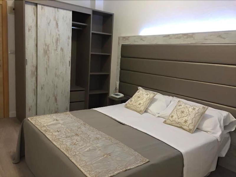 Hotel Annalisa B B And Beach - Oda
