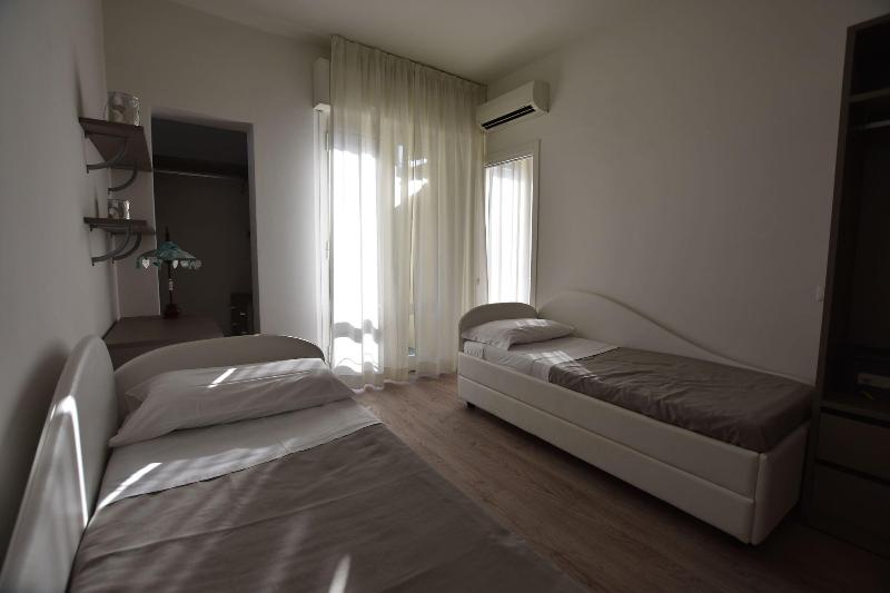 Hotel Annalisa B B And Beach - Oda