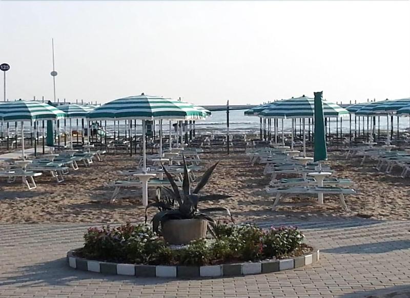 Hotel Annalisa B B And Beach - Plaj
