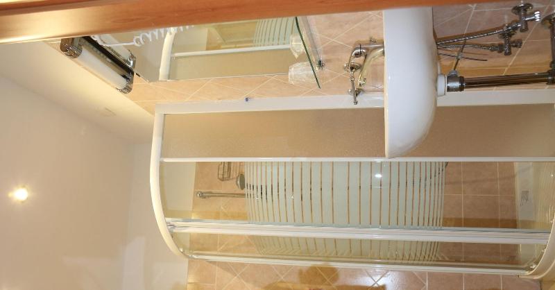 Adelaide House - Oda