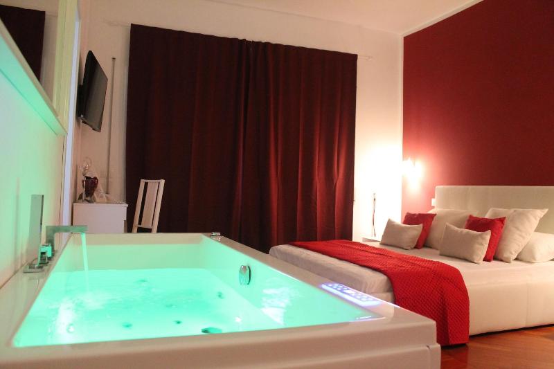 Le Coq Rooms Suite - Oda