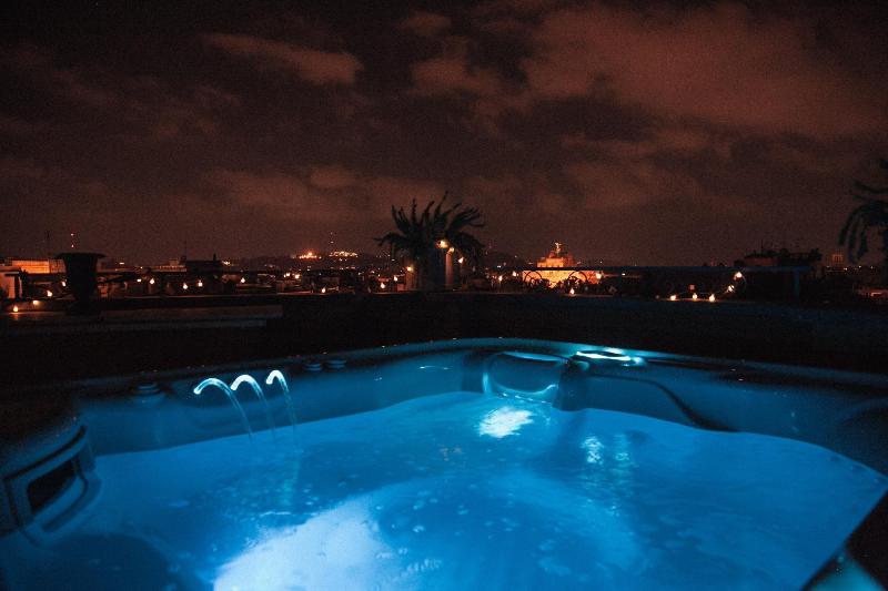 Navona Queen Rooftop - Oda