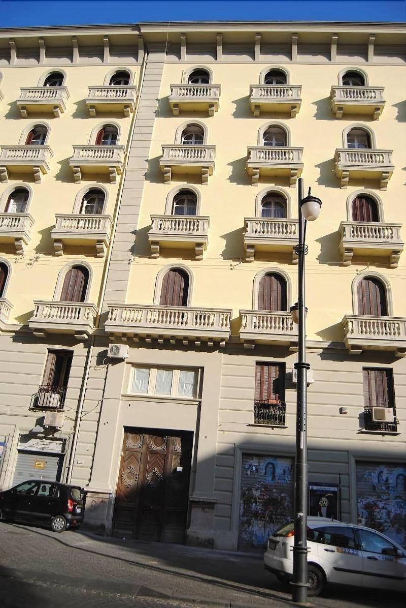 Megaride Santa Lucia - Genel