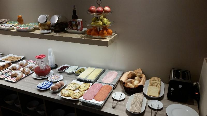 La Maison Des Ra Ves - Restoran