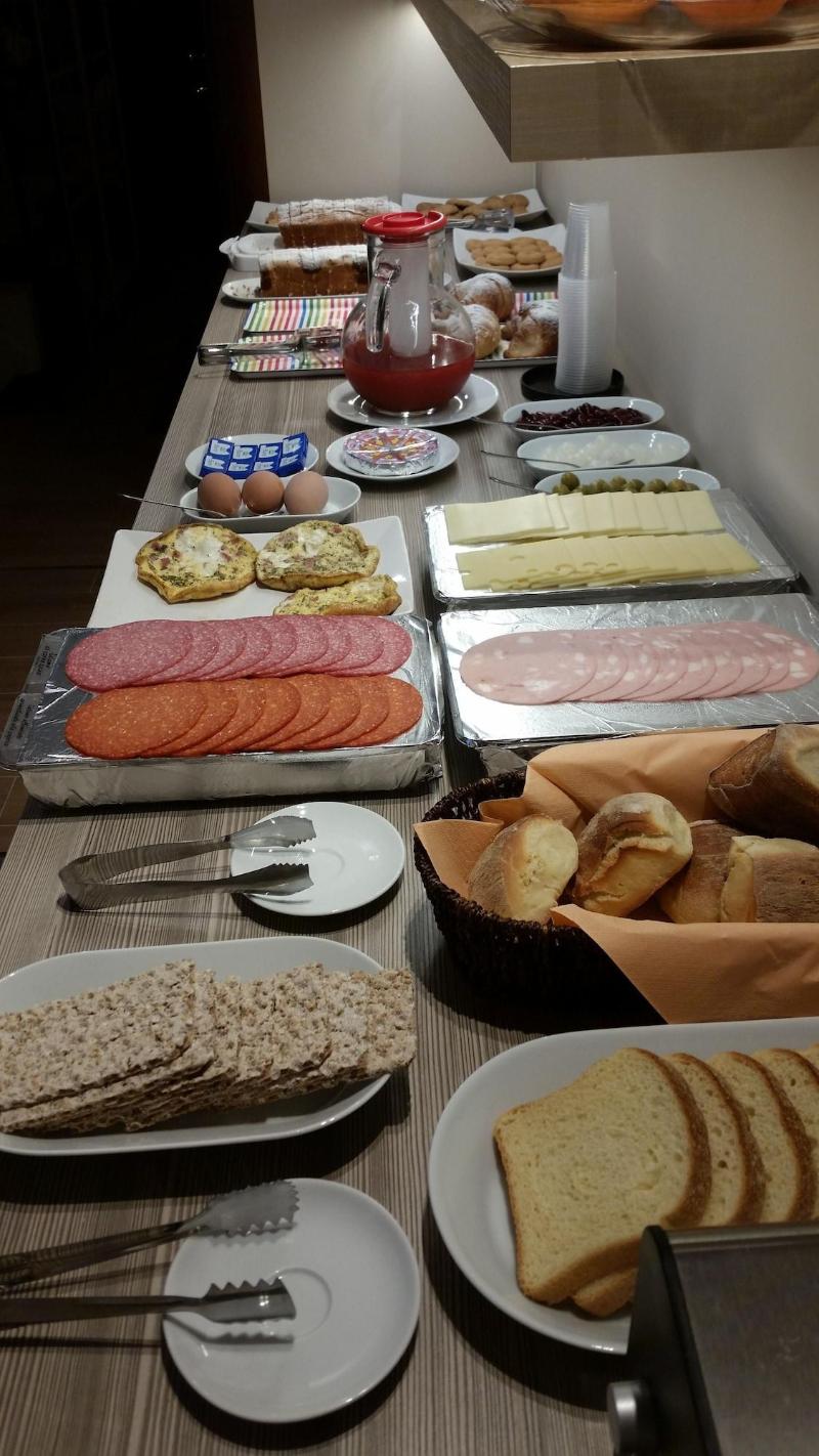 La Maison Des Ra Ves - Restoran