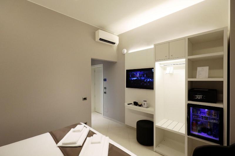 Etnea Style Catania Luxury Rooms - Oda