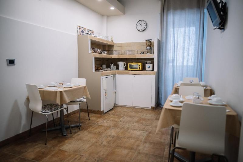 Bed And Breakfast Hotei - Restoran