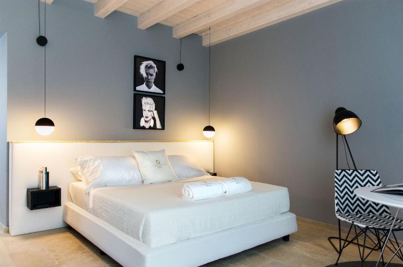 Cinque Suites - Oda