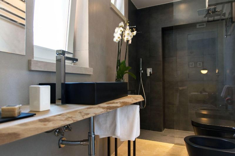 Cinque Suites - Oda
