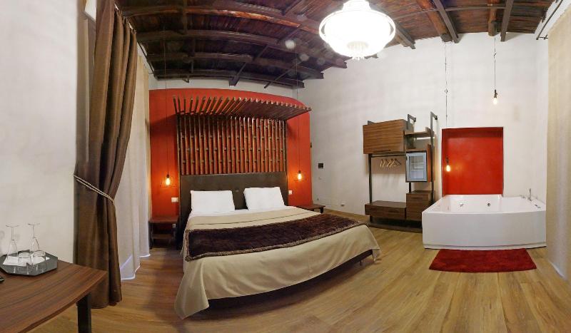 Duomo Luxury Suites - Genel